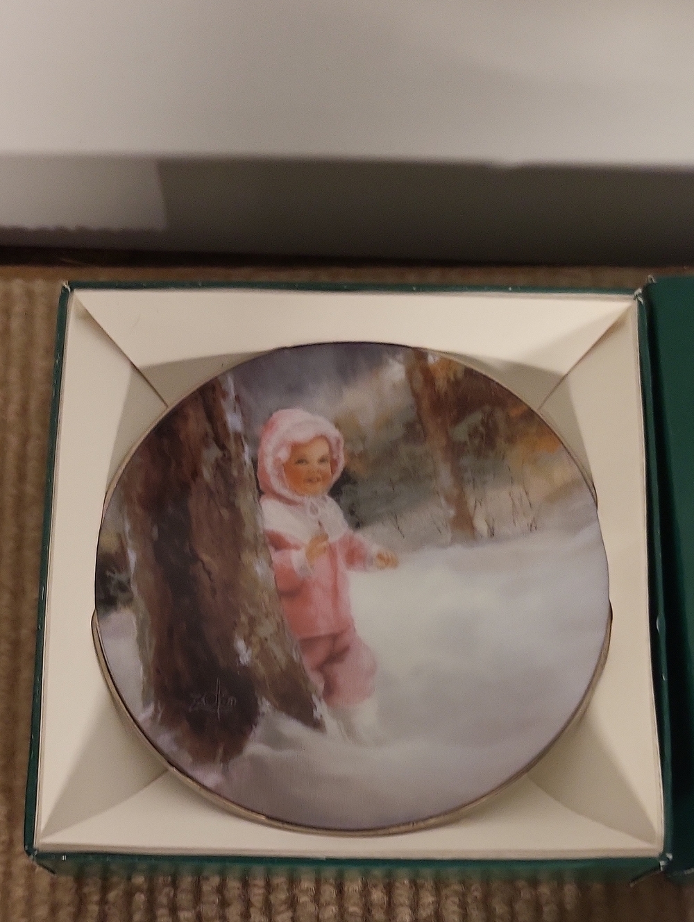 Zolan "Snowy Adventure" Miniature Collector Plate